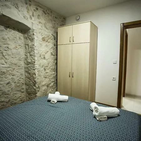 Apartman Old Town Ii * Murter