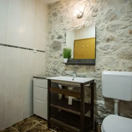 Apartment Apartman Old Town Ii *