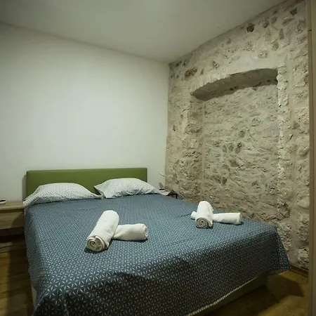 Apartman Old Town Ii